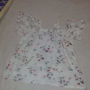 BAILEY and Chloe cold shoulder pretty floral top small